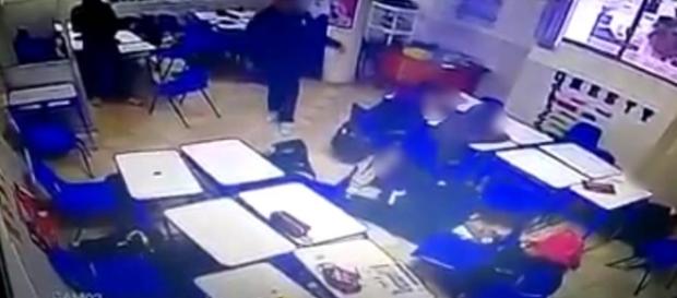Noticias grotescas: Un adolescente dispara a varios compañeros y a ... - esy.es Noticias grotescas: Un adolescente dispara a varios compañeros y a ... - esy.es