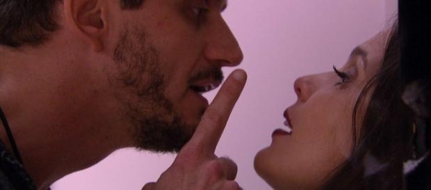 Acabou: Marcos e Emilly terminam em definitivo Acabou: Marcos e Emilly terminam em definitivo
