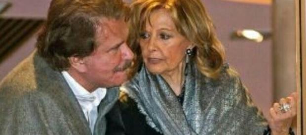 María Teresa y Arrocet en el balcón María Teresa y Arrocet en el balcón