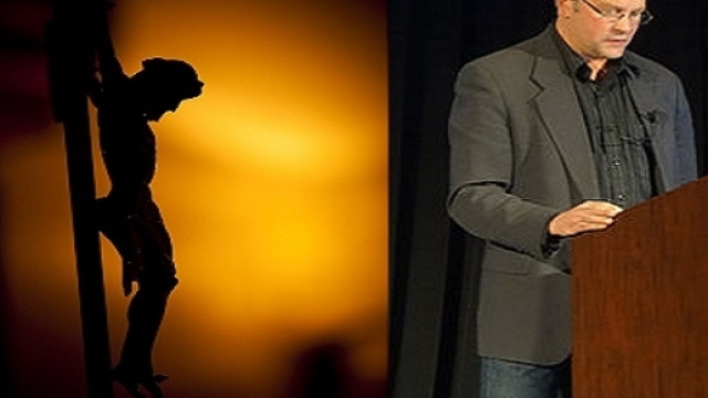 Ges&ugrave; crocifisso e David Fitzgerald