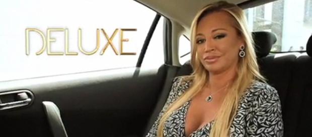 Belén Esteban y sus apariciones en el Deluxe. Belén Esteban y sus apariciones en el Deluxe.