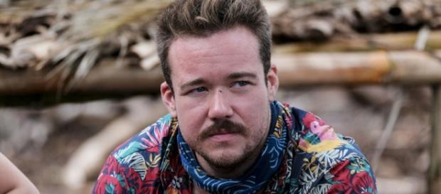 Survivor' Contestant Zeke Smith Outed as Transgender by Fellow ... - tulsaworldtv.com Survivor' Contestant Zeke Smith Outed as Transgender by Fellow ... - tulsaworldtv.com