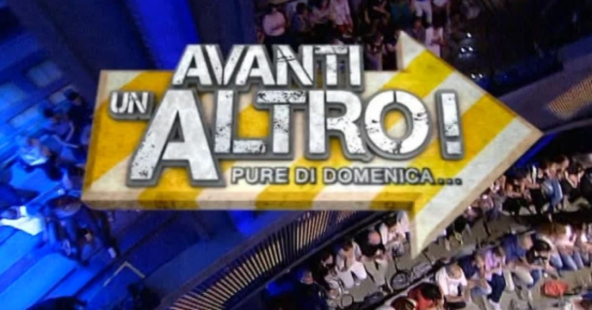 Perché Domenica Live e Avanti un altro non vanno in onda? La decisione Mediaset Perché Domenica Live e Avanti un altro non vanno in onda? La decisione Mediaset
