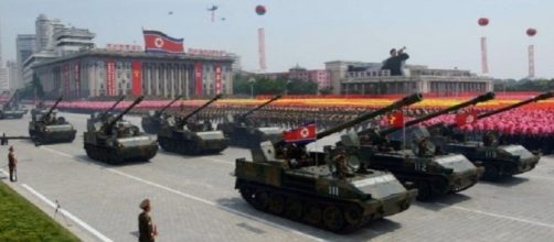Pyongyang, un momento dell'imponente parata per l'anniversario della nascita del 'padre della patria', Kim Il-sung