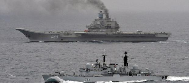 David Vs Goliath of the water: British warship is dwarfed by ... - dailymail.co.uk David Vs Goliath of the water: British warship is dwarfed by ... - dailymail.co.uk