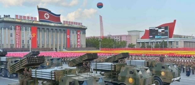 Parada militar na Coreia do Norte que marca o "Dia do Sol" Parada militar na Coreia do Norte que marca o "Dia do Sol"