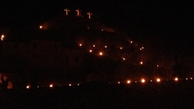 Il colle di S.Ubaldo trasformato in Calvario.