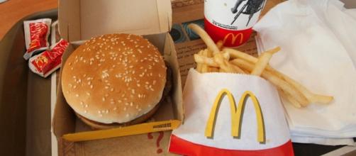 The McDonald's Co. (MCD) Shares Sold by UBS Asset Management ... - linkwaylive.com