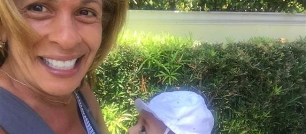 Hoda Kotb returns to 'Today' and is dedicated to "linger and savor" each second with daughter, Haley Joy Hoda Kotb returns to 'Today' and is dedicated to "linger and savor" each second with daughter, Haley Joy