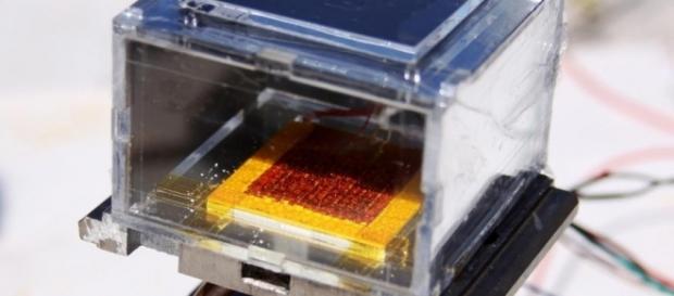 Researchers develop solar-powered device to harvest water in the ... - inhabitat.com Researchers develop solar-powered device to harvest water in the ... - inhabitat.com
