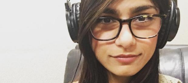 Ceja a Mia Khalifa antes e depois da fama Ceja a Mia Khalifa antes e depois da fama