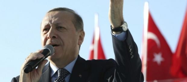 VIDEO) Turchia. Referendum spacca il paese, Erdogan verso vittoria ... - larampa.it VIDEO) Turchia. Referendum spacca il paese, Erdogan verso vittoria ... - larampa.it
