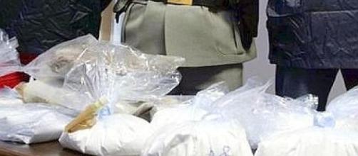 Reggio Calabria: maxi sequestro di cocaina al porto di Livorno
