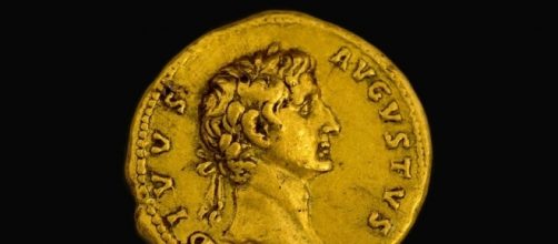 Church receives rare gold coin worth more than $300,000 - Photo: Blasting News Library - npr.org