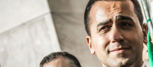 Di Maio contesta apertura negozi anche di domenica e nei festivi