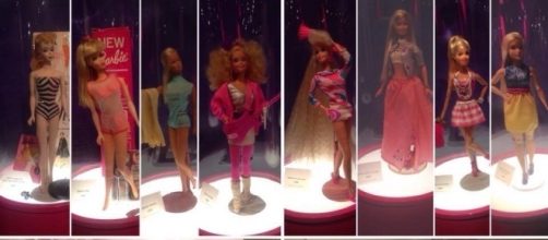 La evolución de Barbie Vía Twitter @aleCominges