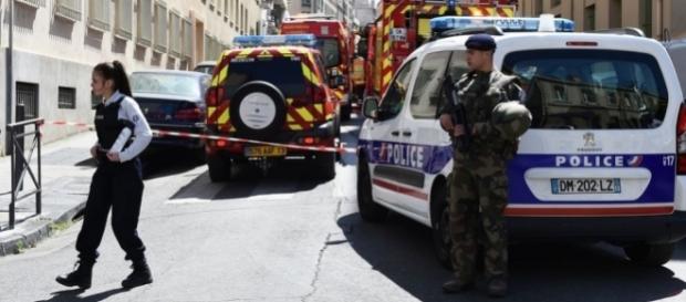 Deux hommes projetant un attentat arrêtés à Marseille Deux hommes projetant un attentat arrêtés à Marseille