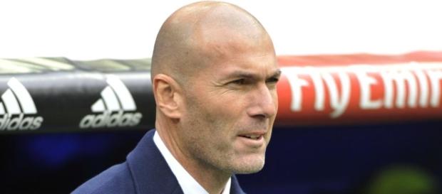 Mercato : James, Isco, Asensio... Zidane dévoile sa stratégie Foot ... - footlegende.fr Mercato : James, Isco, Asensio... Zidane dévoile sa stratégie Foot ... - footlegende.fr