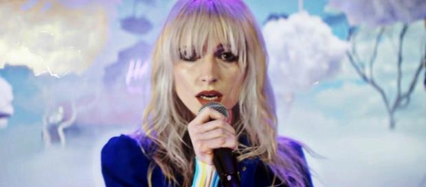 Paramore ha madurado para ajustarse a las nuevas tendencias y a sus fanáticos. Paramore ha madurado para ajustarse a las nuevas tendencias y a sus fanáticos.