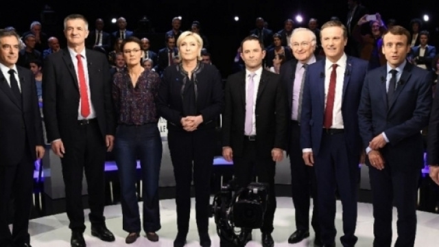 France 2 confirme son émission politique de jeudi