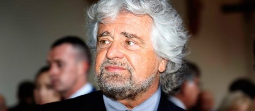 Beppe Grillo ocntro l'Unione Europea e Matteo Renzi