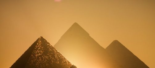 Le piramidi di Giza sono state costruite dagli alieni? - smithsonianmag.com