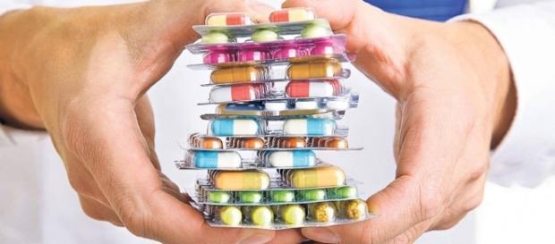 Farmacişti: Firmele importă medicamente ieftine, apoi le exportă ... - mandri.ro Farmacişti: Firmele importă medicamente ieftine, apoi le exportă ... - mandri.ro