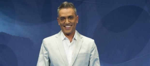 Kiko Hernandez se estrena como presentador Kiko Hernandez se estrena como presentador