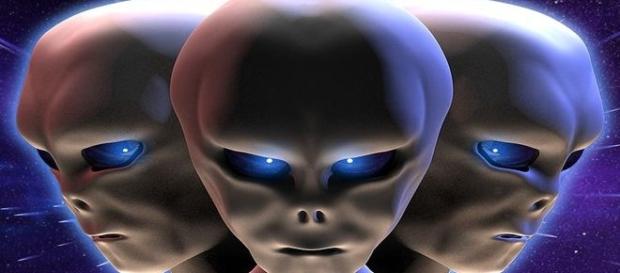 Será que os extraterrestres já estão na Terra? (Banco de Imagens Google) Será que os extraterrestres já estão na Terra? (Banco de Imagens Google)