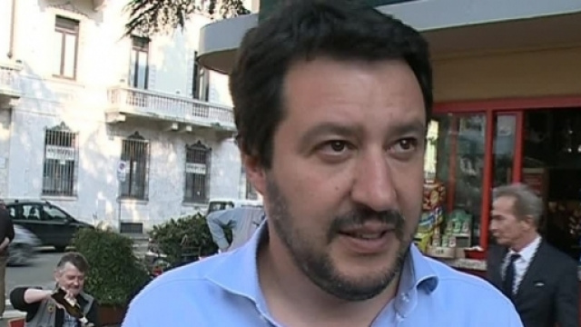 Mariano Comense, il prete durante la messa: “O si sta con Salvini ... - espansionetv.it