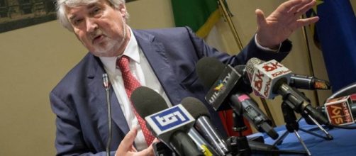 Poletti: “Meglio giocare a calcetto che mandar in giro curricula