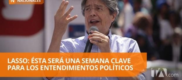 Ecuatorianos quieren salir del Socialismo del Siglo XXI Ecuatorianos quieren salir del Socialismo del Siglo XXI