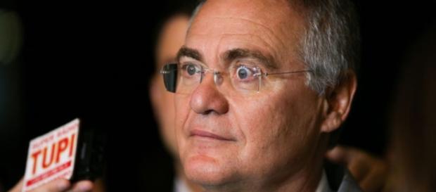 Senador Renan Calheiros (PMDB-AL) criticou novamente o governo Temer nas redes sociais Senador Renan Calheiros (PMDB-AL) criticou novamente o governo Temer nas redes sociais