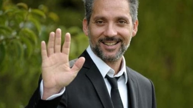 Beppe Fiorello: "Napoli e la Campania, che set incredibili" - napolitoday.it