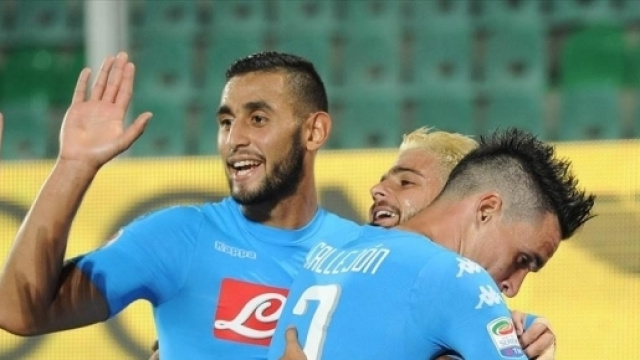 Italie : Naples impressionnant, Ghoulam passeur - dzfoot.com