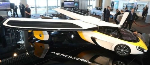 Il progetto dell'auto-volante creata da Aeromobil