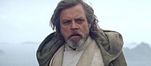 Luke Skywalker Could Turn To The Dark Side In 'Star Wars' Sequels ... - latestindianewstoday.com