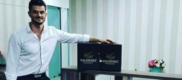 Casal Mally teria reatado: fãs identificam sinal em Marcos que confirma a volta com Emilly Casal Mally teria reatado: fãs identificam sinal em Marcos que confirma a volta com Emilly