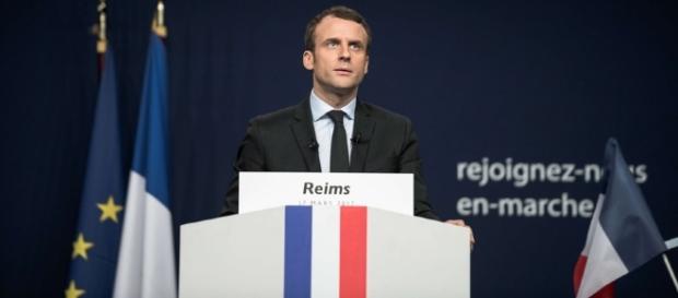 Emmanuel Macron veut un service national obligatoire pour les jeunes - rtl.fr Emmanuel Macron veut un service national obligatoire pour les jeunes - rtl.fr