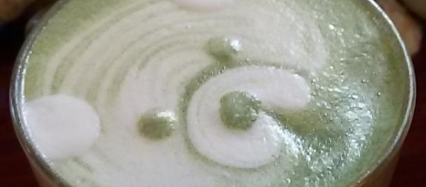 Matcha latte, una de las maneras más populares de consumir matcha en la actualidad Matcha latte, una de las maneras más populares de consumir matcha en la actualidad