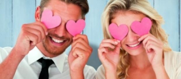 Aprenda a reconhecer 10 sinais de pessoas apaixonadas Aprenda a reconhecer 10 sinais de pessoas apaixonadas