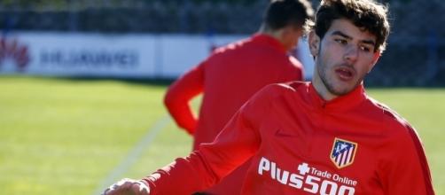 Report: Liverpool join hunt for Atletico Madrid left-back Theo ... - sportlineng.com