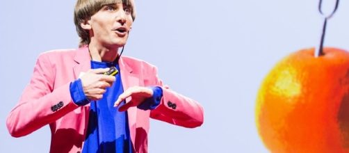 Neil Harbisson: I listen to color | TED Talk | TED.com - ted.com