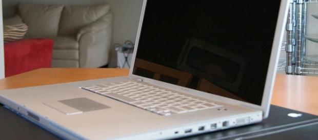 MacBook Pro/ Photo via Chris Kelly, Flickr MacBook Pro/ Photo via Chris Kelly, Flickr