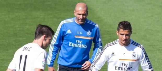 Real Madrid : Offre colossale pour une pépite de Zidane ! Real Madrid : Offre colossale pour une pépite de Zidane !