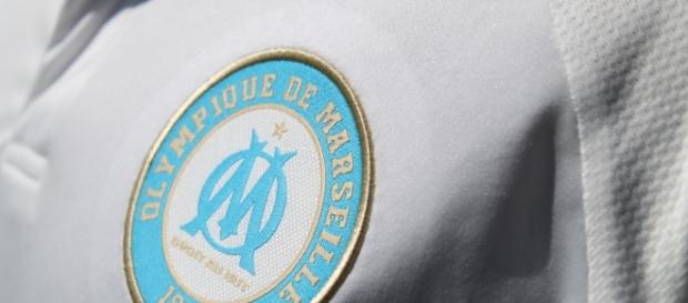 Shooting : les maillots 2015-2016 de l'Olympique de Marseille - footpack.fr Shooting : les maillots 2015-2016 de l'Olympique de Marseille - footpack.fr