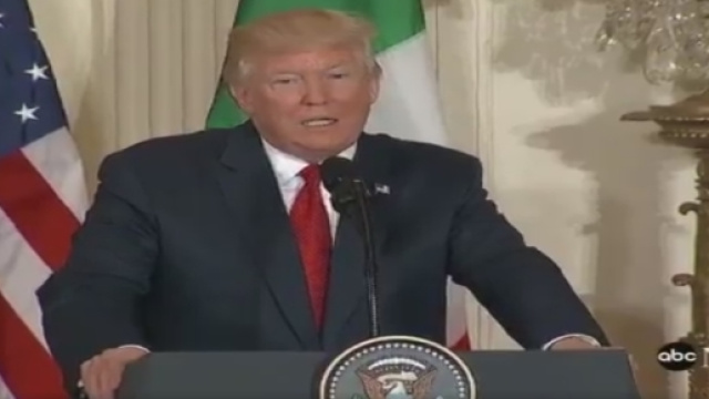 Comment Donald Trump a-t-il réagit après l'attaque terroriste survenue sur les Champs-Elysées ?