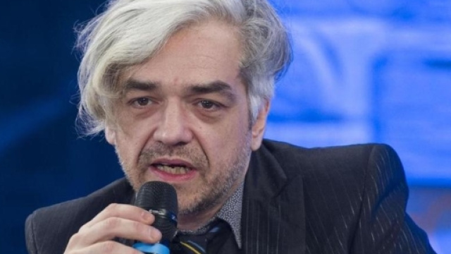 Mediaset querela Morgan per le affermazioni su Amici