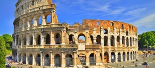 Colosseo: Raggi contro Franceschini