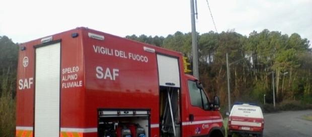 Casella, scoppia incendio in un appartamento: bimbo lanciato dal secondo piano Casella, scoppia incendio in un appartamento: bimbo lanciato dal secondo piano